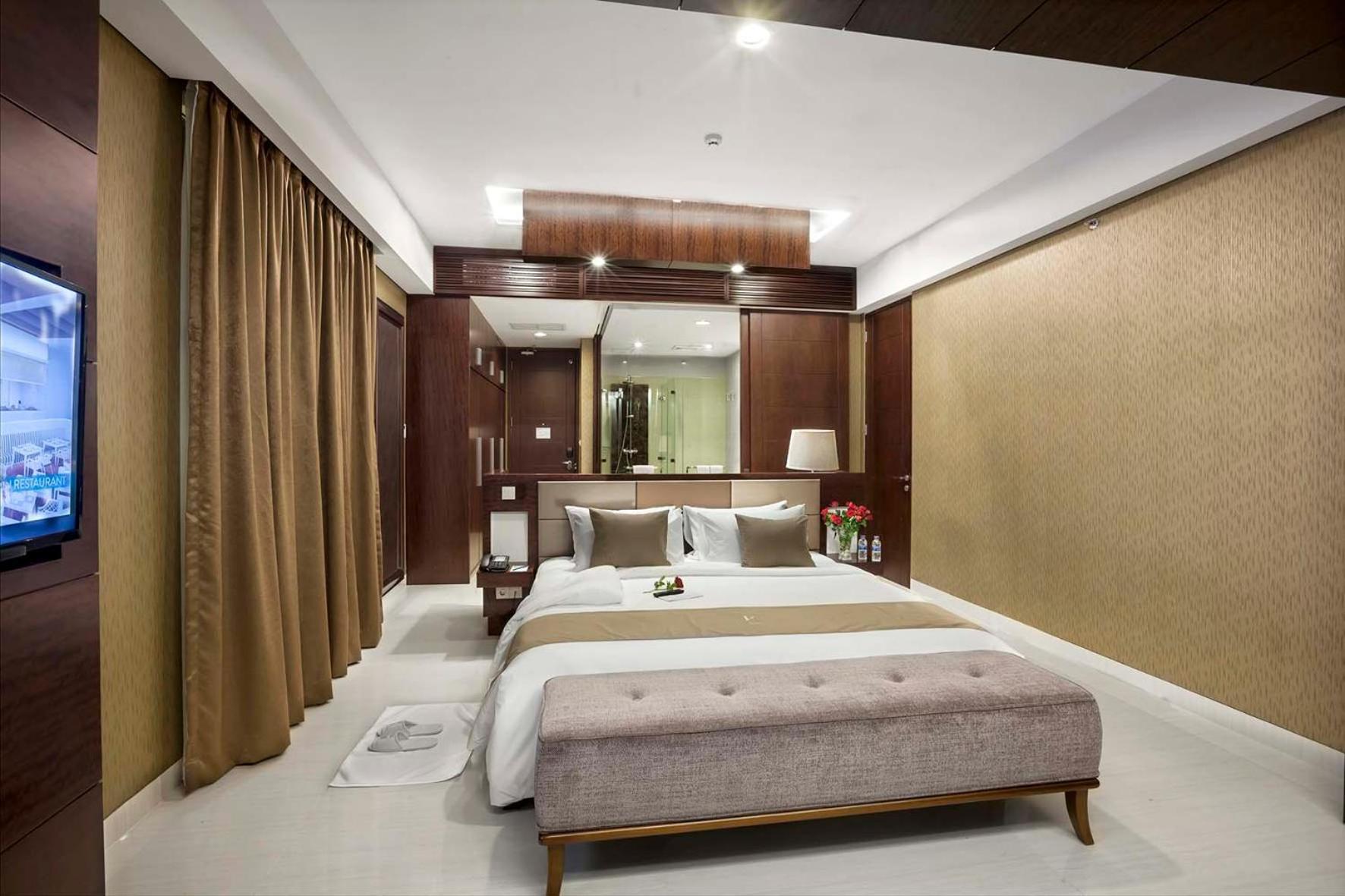 R Hotel Rancamaya Bogor Kültér fotó